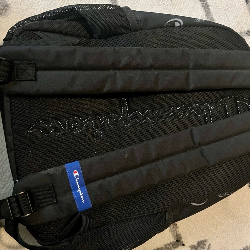 Champion backpack - Picture 2 of 3